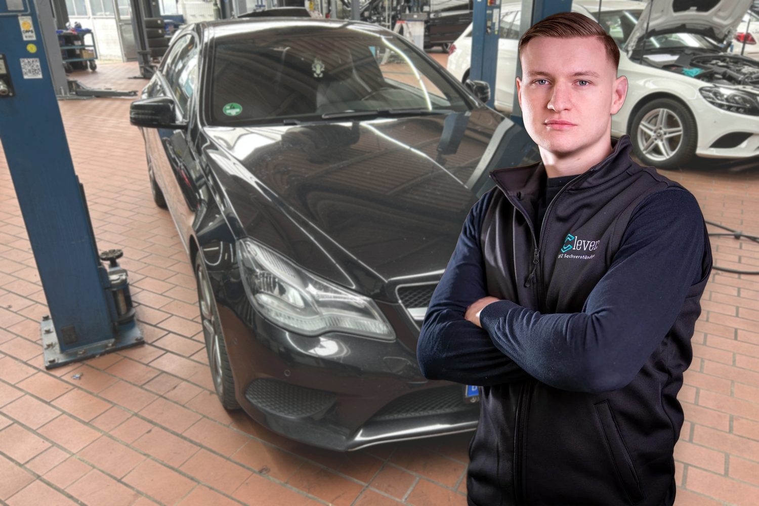 Hugo Brambeer, Kfz-Sachverständiger in der Werkstatt